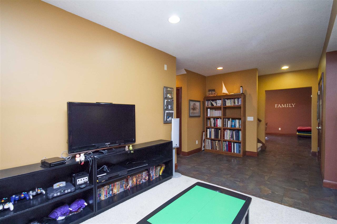 8526 North Mayne Road Roanoke, IN 46783 - Photo 31 of 36 Gallery Image 31