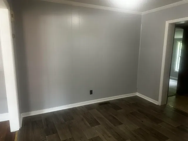 $1,000 | 325 West Cooper Street, Brownsville, TN 38012