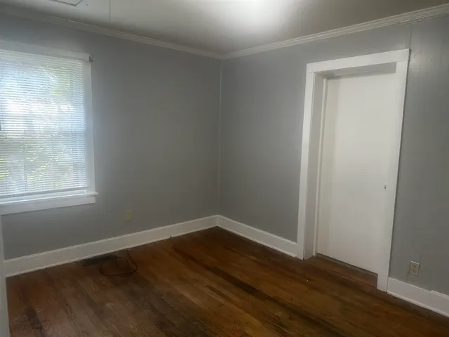 $1,000 | 325 West Cooper Street, Brownsville, TN 38012