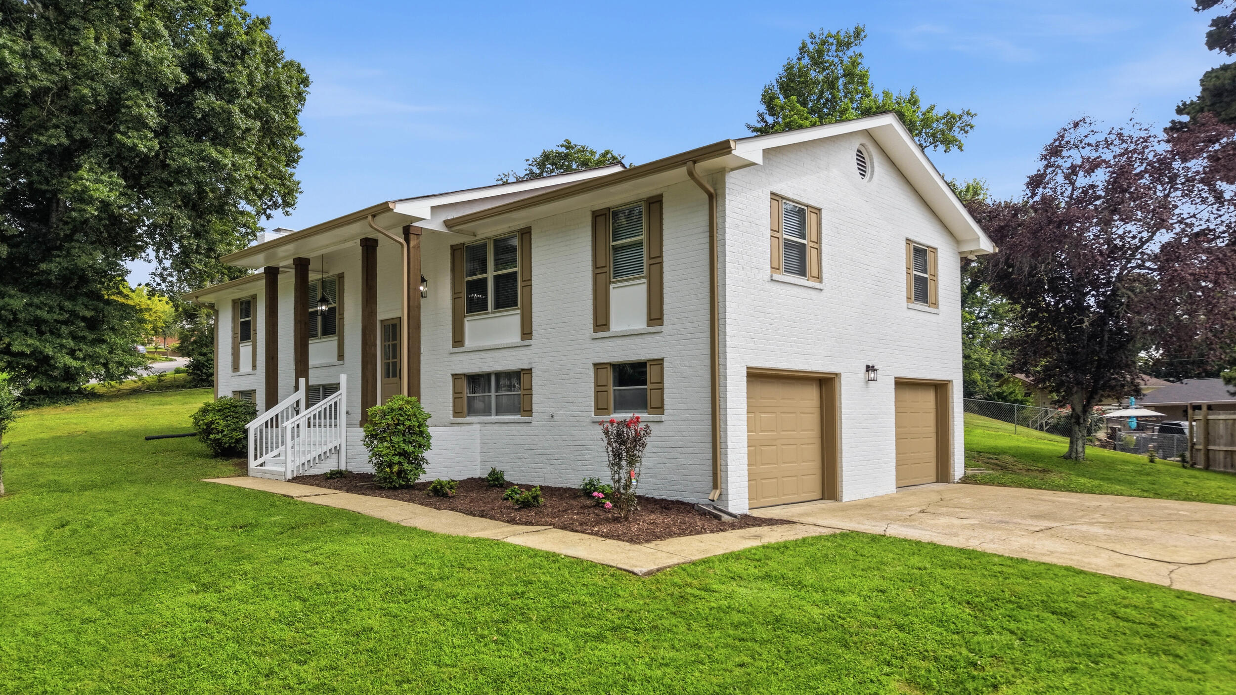 1224 King Arthur Road Chattanooga, TN 37421 - Photo 2 of 29 1224 King Arthur Rd-2