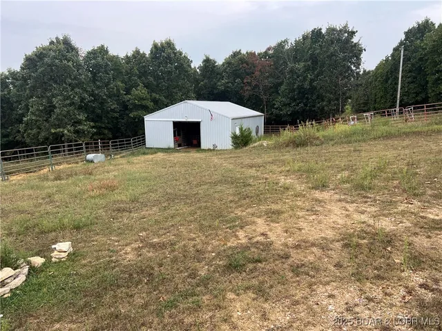 $285,000 | 120 Oak Briar Lane, Iberia, MO 65486