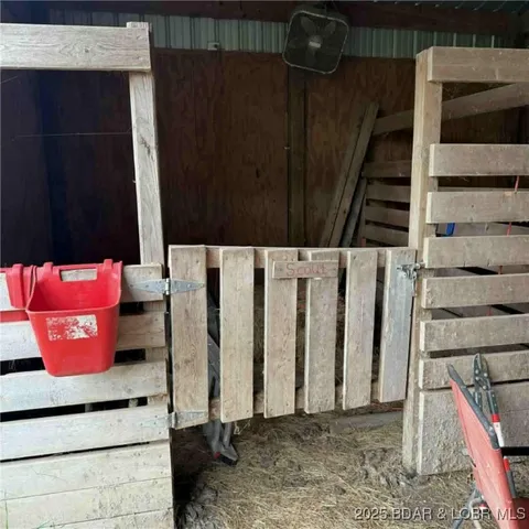 $285,000 | 120 Oak Briar Lane, Iberia, MO 65486