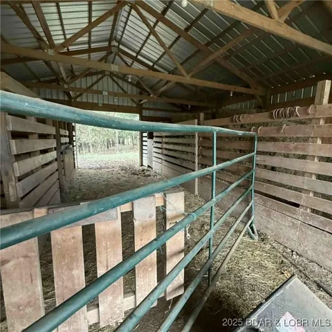 $285,000 | 120 Oak Briar Lane, Iberia, MO 65486