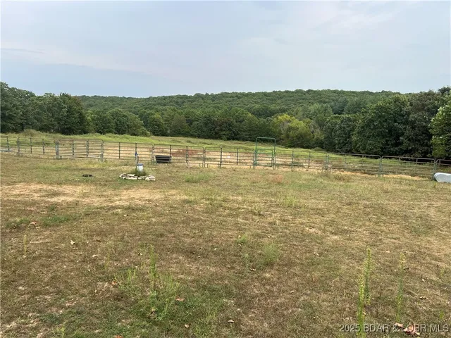 $285,000 | 120 Oak Briar Lane, Iberia, MO 65486