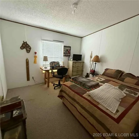 $285,000 | 120 Oak Briar Lane, Iberia, MO 65486