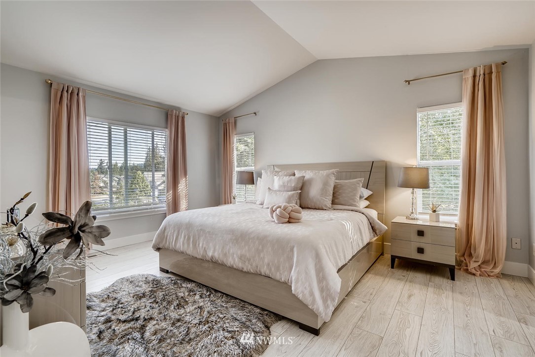 3722 Northeast 12th Street Renton, WA 98056 - Photo 17 of 40 Gallery Image 17