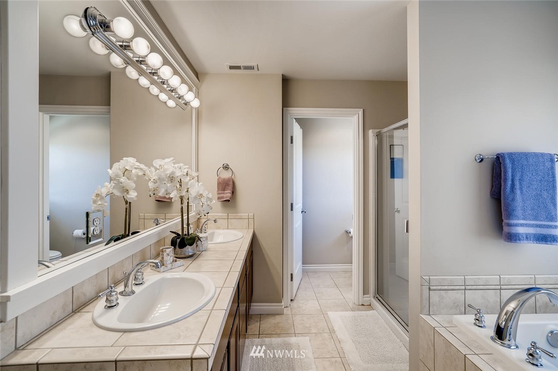 3722 Northeast 12th Street Renton, WA 98056 - Photo 23 of 40 Gallery Image 23