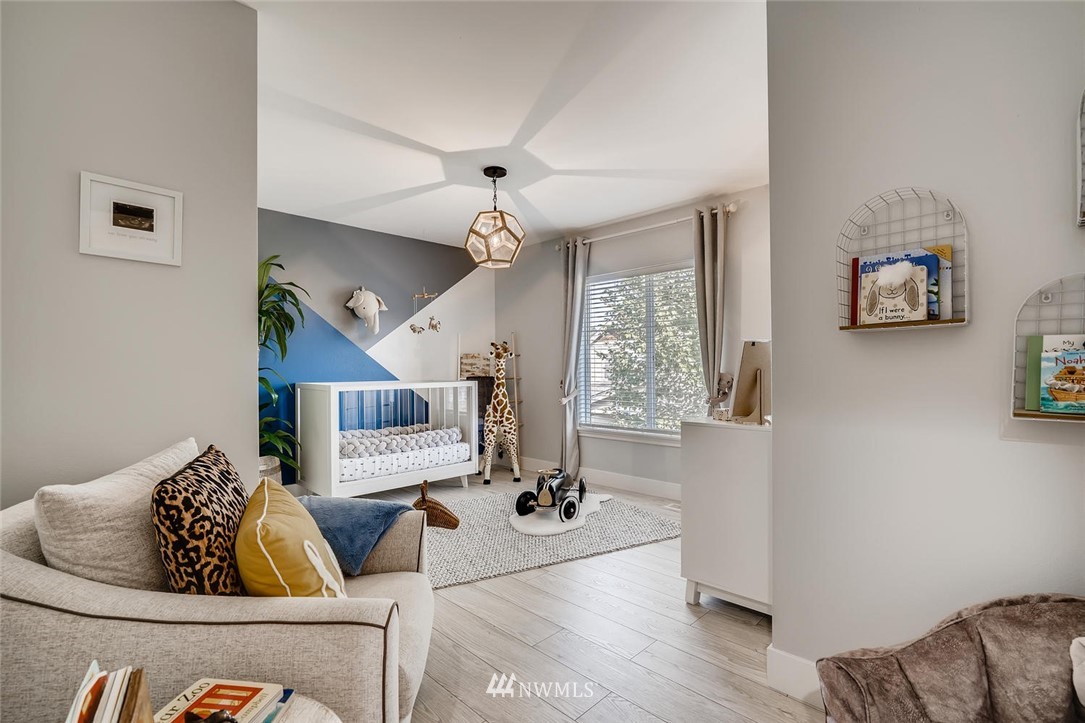 3722 Northeast 12th Street Renton, WA 98056 - Photo 26 of 40 Gallery Image 26