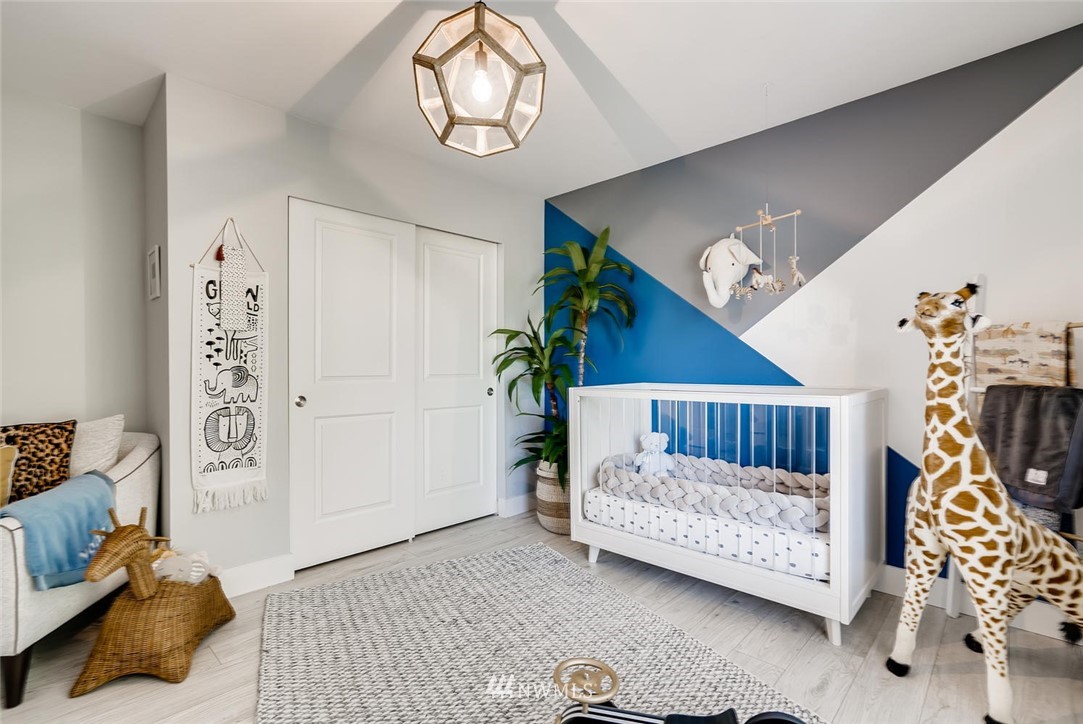 3722 Northeast 12th Street Renton, WA 98056 - Photo 27 of 40 Gallery Image 27