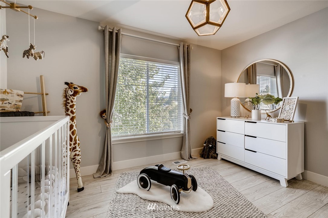 3722 Northeast 12th Street Renton, WA 98056 - Photo 28 of 40 Gallery Image 28