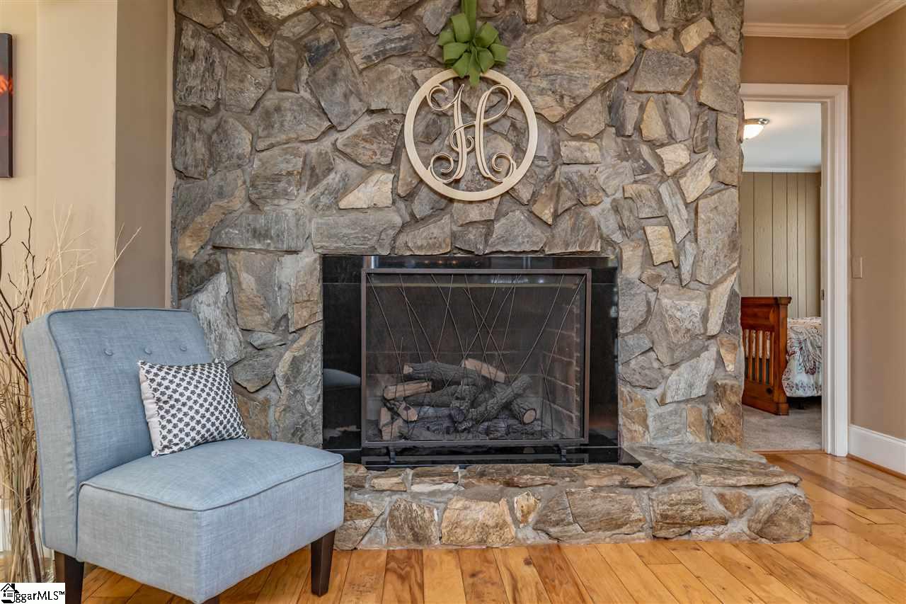 420 Roberts Road Taylors, SC 29687 - Photo 12 of 35 Gallery Image 12
