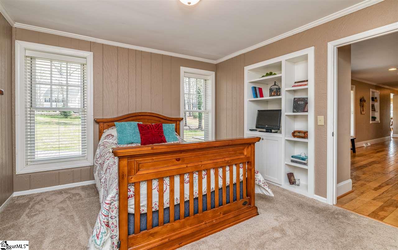 420 Roberts Road Taylors, SC 29687 - Photo 16 of 35 Gallery Image 16