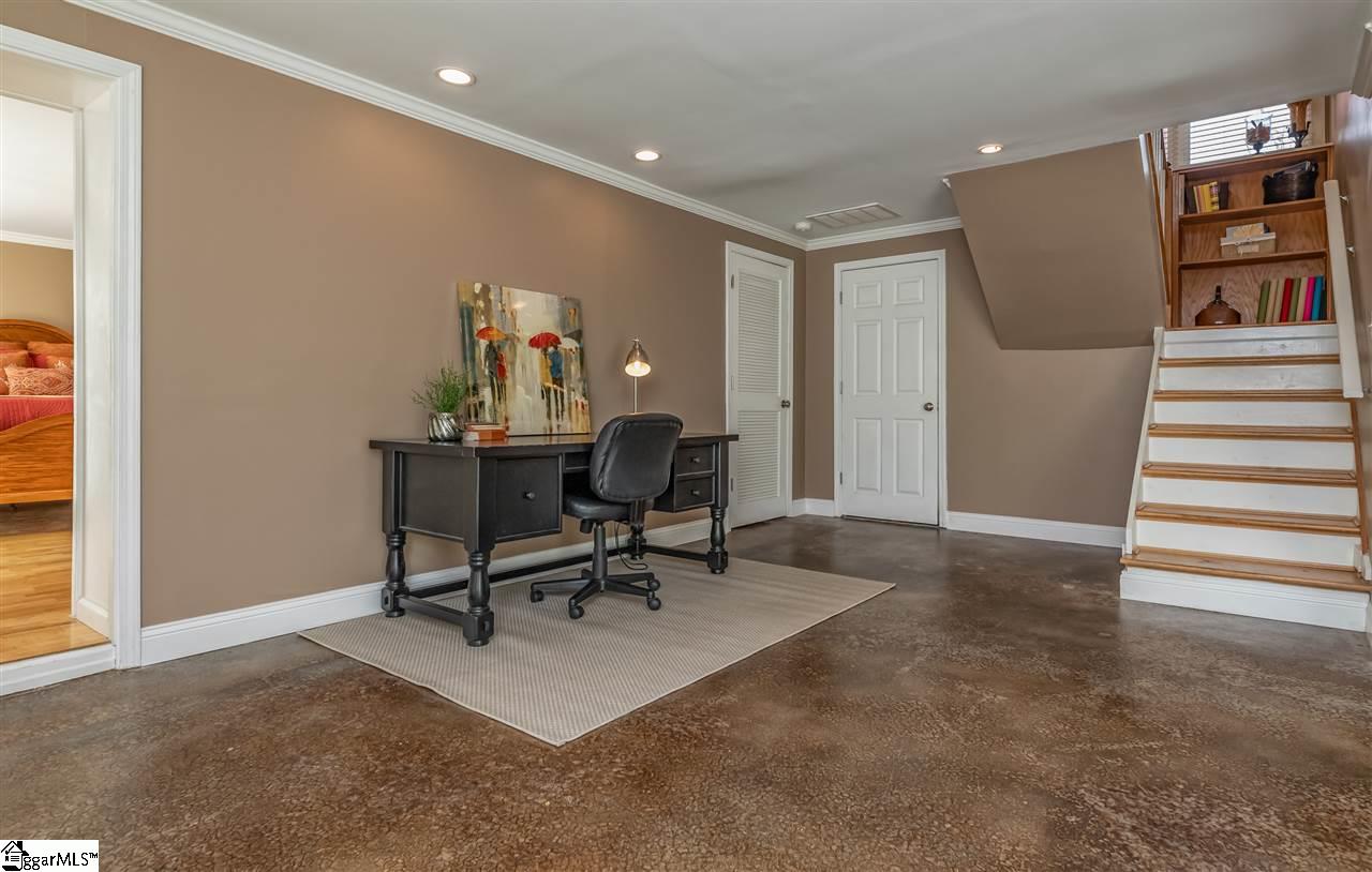 420 Roberts Road Taylors, SC 29687 - Photo 29 of 35 Gallery Image 29