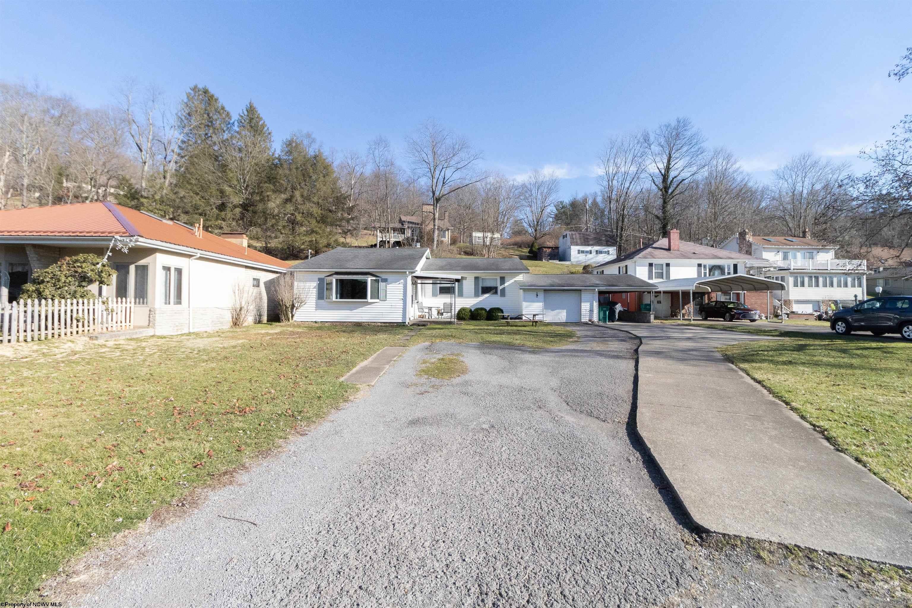 1212 Maple Lake Road Bridgeport, WV 26330 - Photo 2 of 29 Gallery Image 2