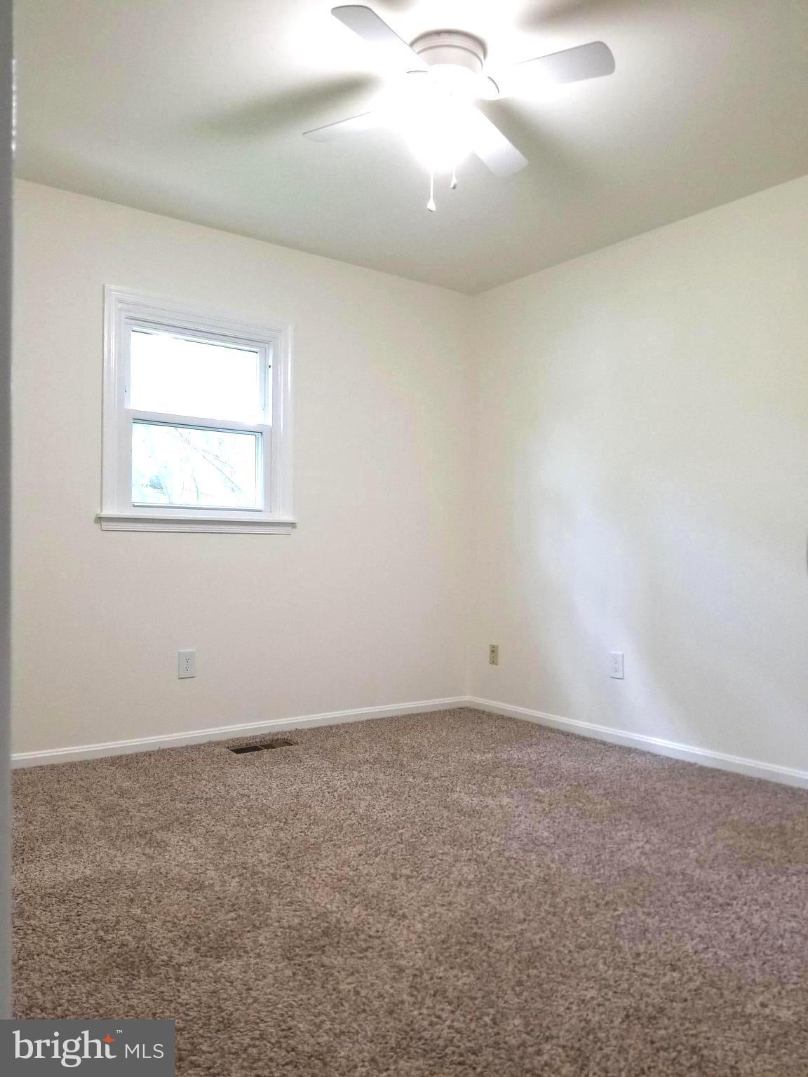 7210 Racepoint Way Alexandria, VA 22315 - Photo 14 of 23 Bedroom 1
