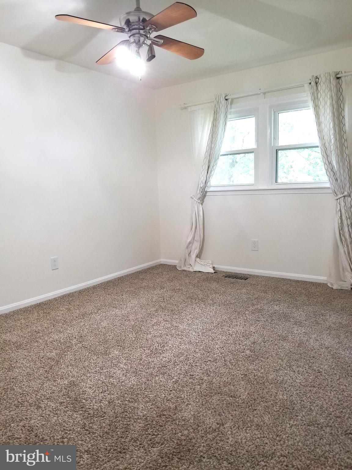 7210 Racepoint Way Alexandria, VA 22315 - Photo 15 of 23 Bedroom 2