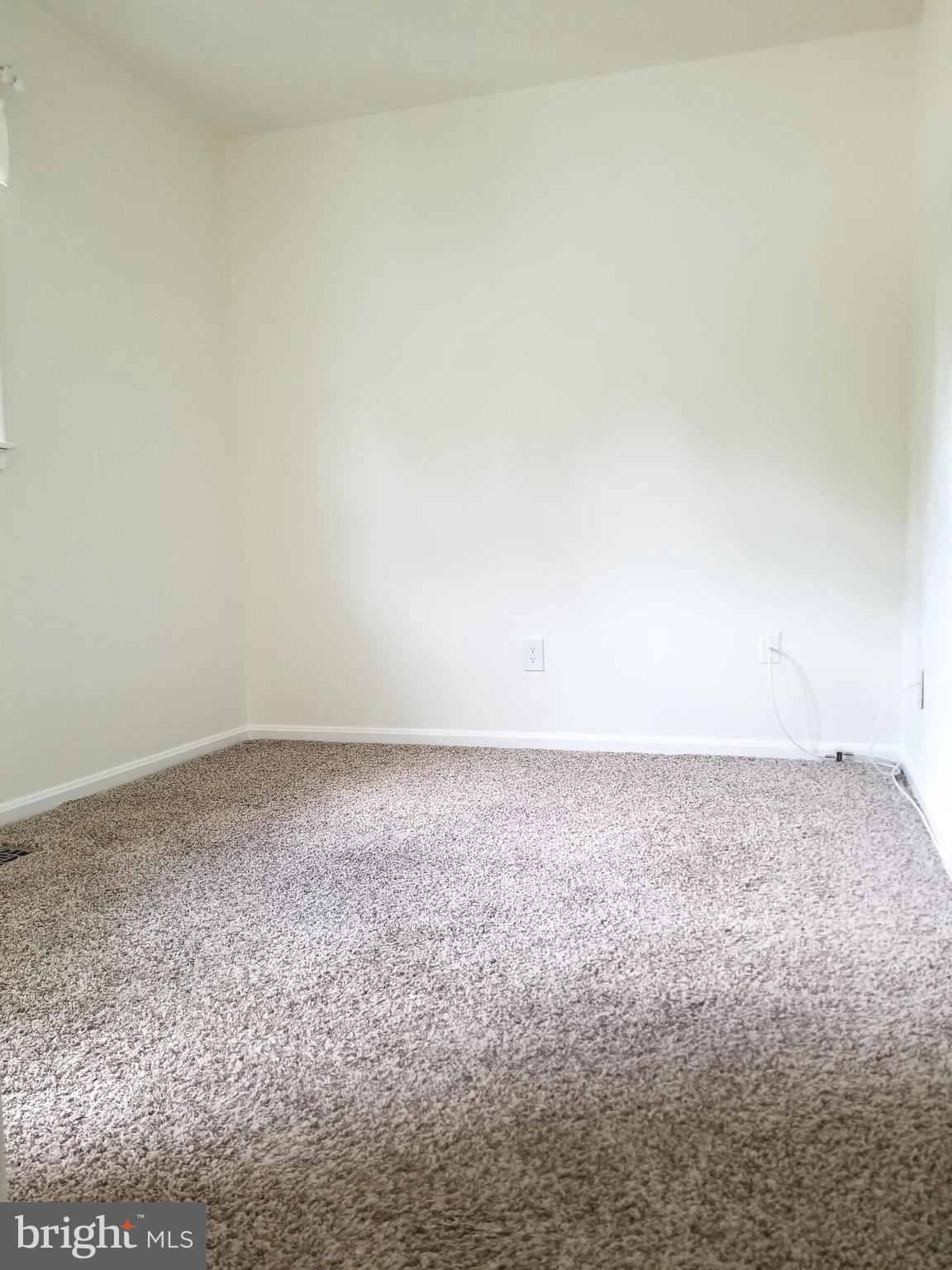 7210 Racepoint Way Alexandria, VA 22315 - Photo 16 of 23 Bedroom 3