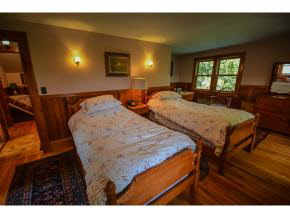 153 Lorchs Hill Road Wardsboro, VT 05355 - Photo 23 of 36 Gallery Image 23
