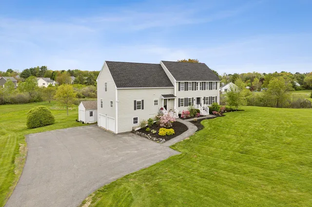 $819,000 | 23 Begin Lane, Westbrook, ME 04092