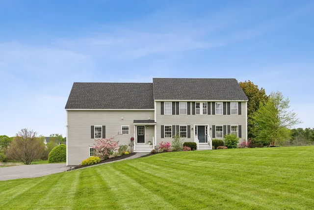 $819,000 | 23 Begin Lane, Westbrook, ME 04092