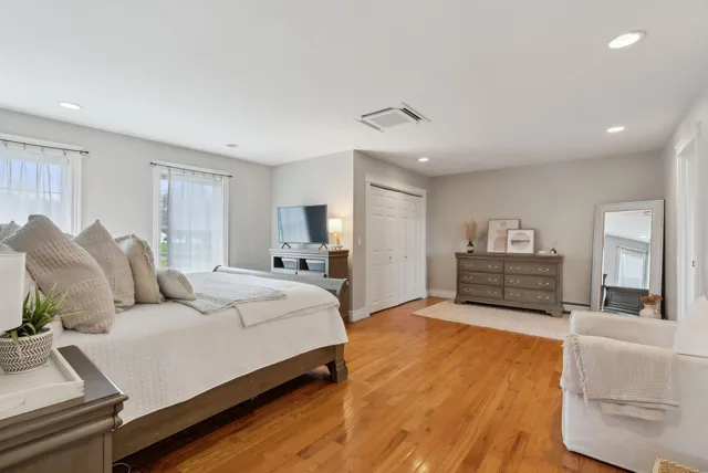 $819,000 | 23 Begin Lane, Westbrook, ME 04092