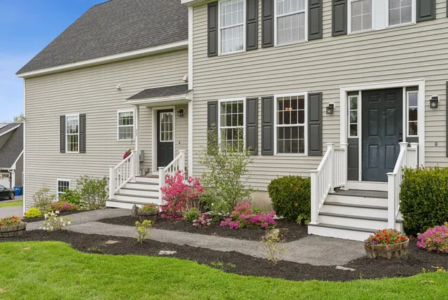 $819,000 | 23 Begin Lane, Westbrook, ME 04092