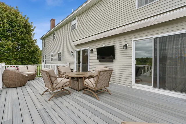 $819,000 | 23 Begin Lane, Westbrook, ME 04092
