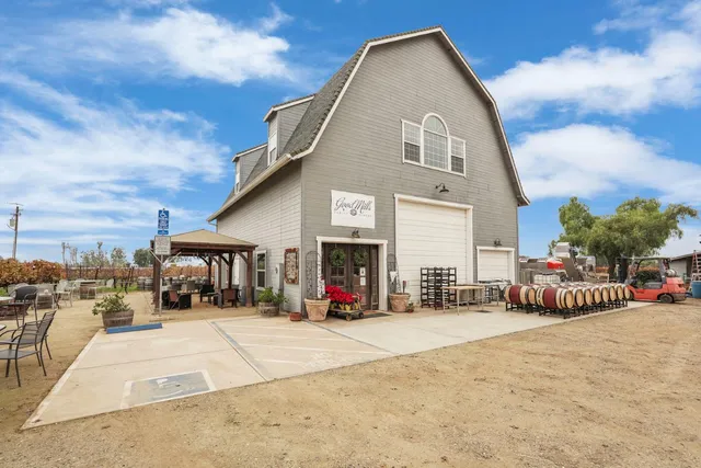 $1,748,000 | 17266 Hillside Drive, Lodi, CA 95240