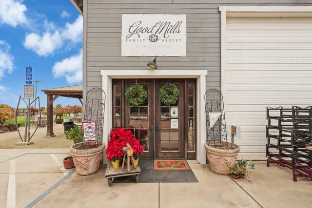 $1,748,000 | 17266 Hillside Drive, Lodi, CA 95240