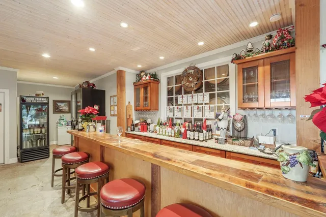 $1,748,000 | 17266 Hillside Drive, Lodi, CA 95240