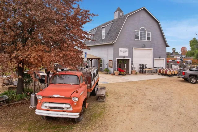 $1,748,000 | 17266 Hillside Drive, Lodi, CA 95240