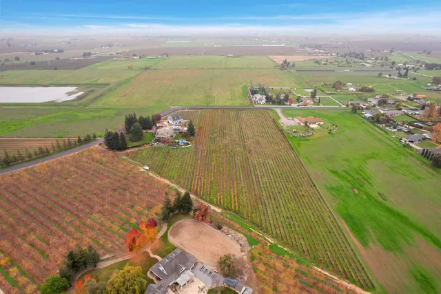 $1,748,000 | 17266 Hillside Drive, Lodi, CA 95240