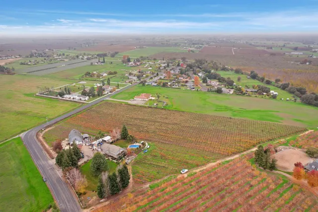 $1,748,000 | 17266 Hillside Drive, Lodi, CA 95240