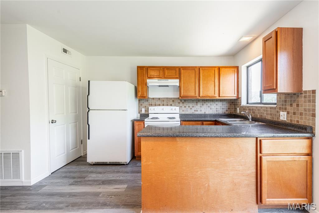 3017 Pembroke Lane, Unit 14 High Ridge, MO 63049 - Photo 9 of 21