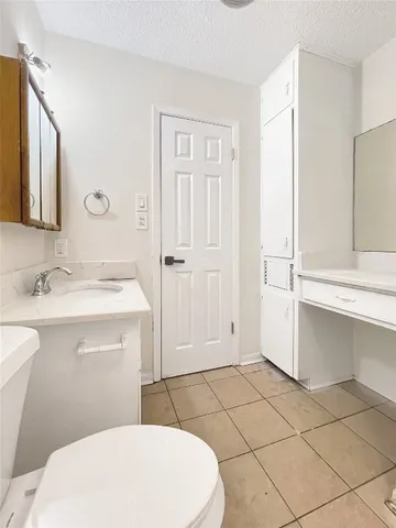 $1,195 | 2502 Cecil Drive, Unit C, Austin, TX 78744