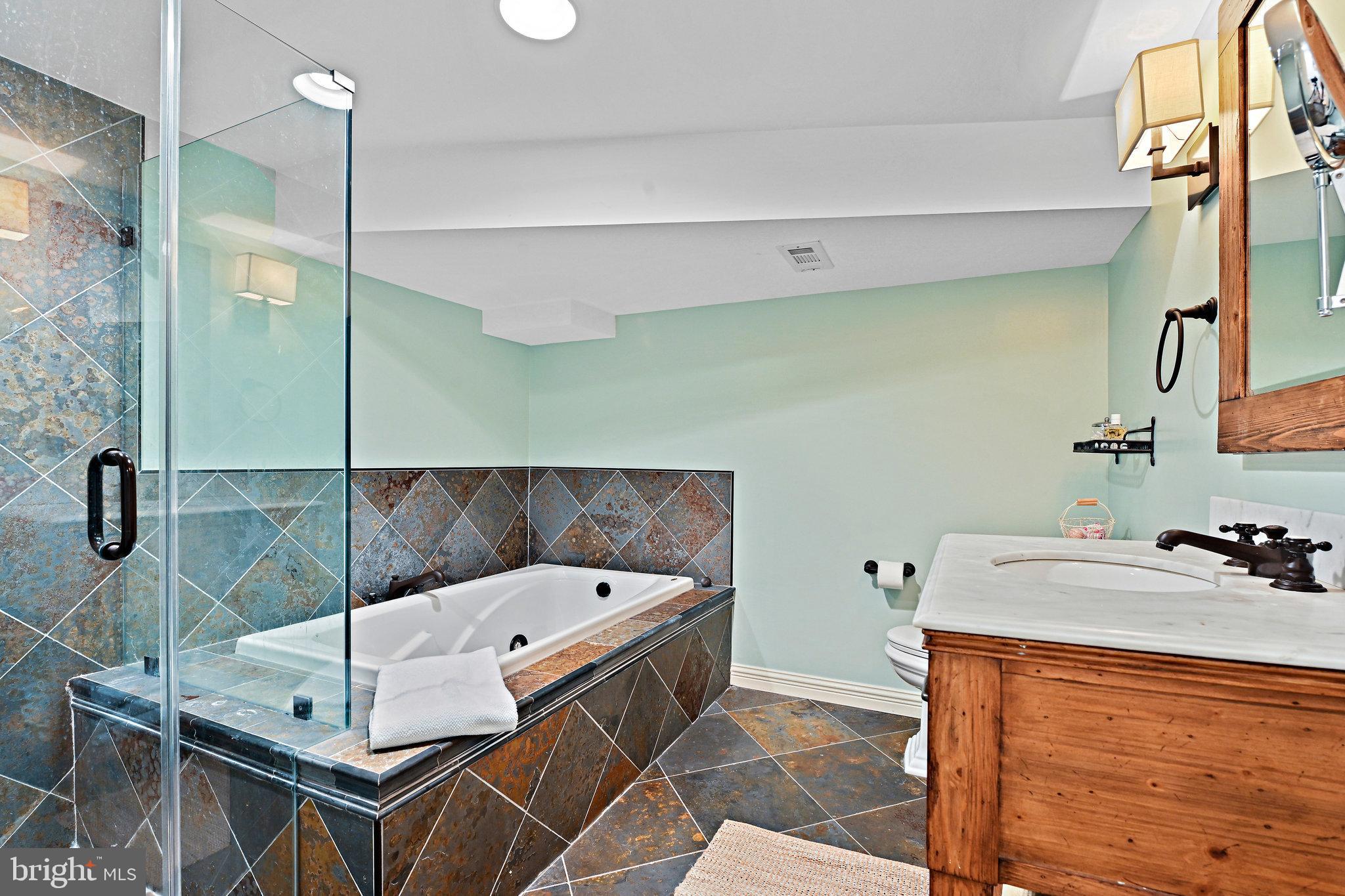 1451 Pathfinder Lane McLean, VA 22101 - Photo 37 of 59