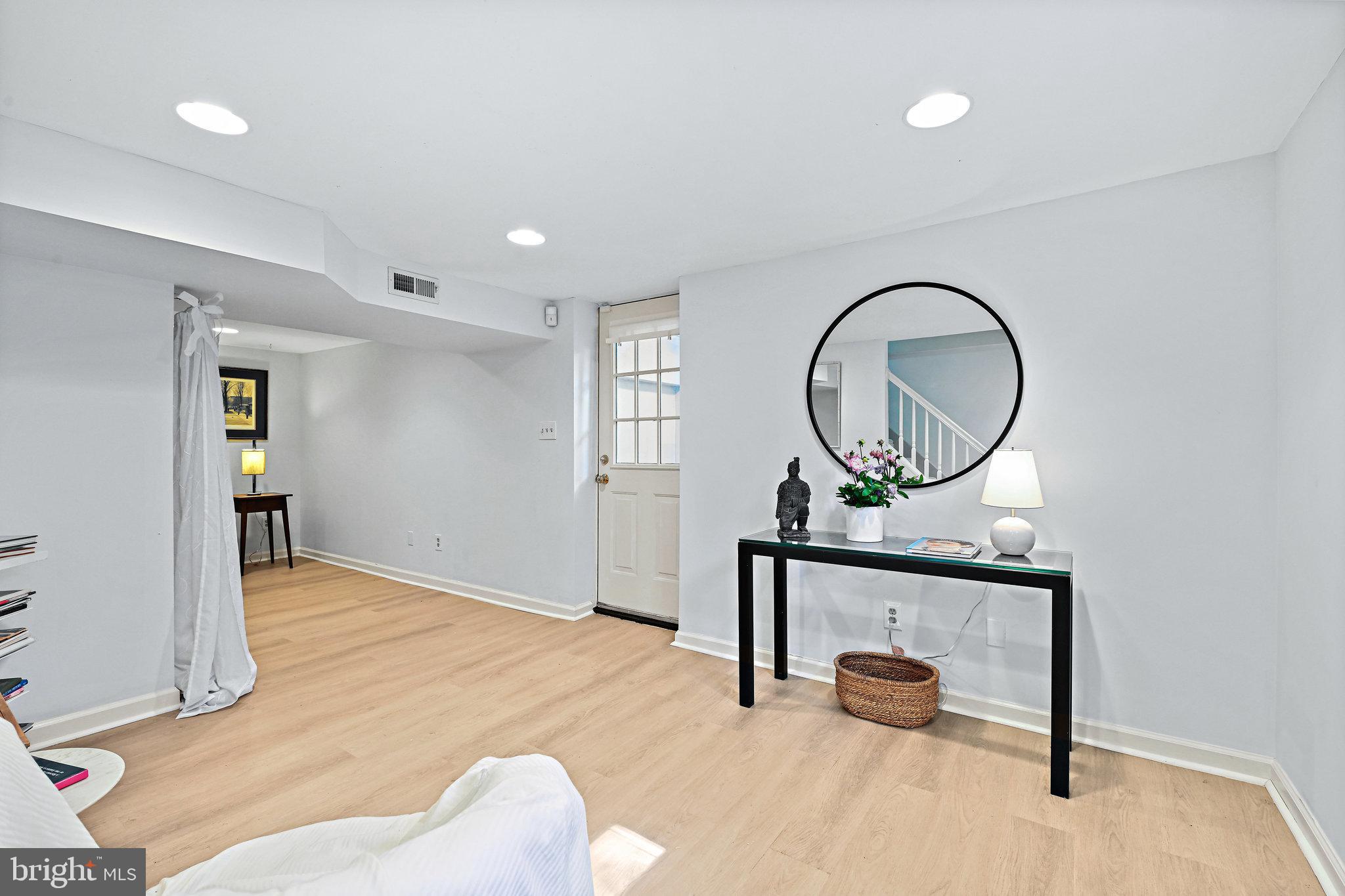 1451 Pathfinder Lane McLean, VA 22101 - Photo 42 of 59