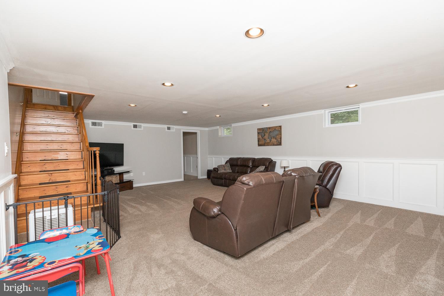 568 Apple Pie Ridge Road Winchester, VA 22603 - Photo 27 of 48 Family Room