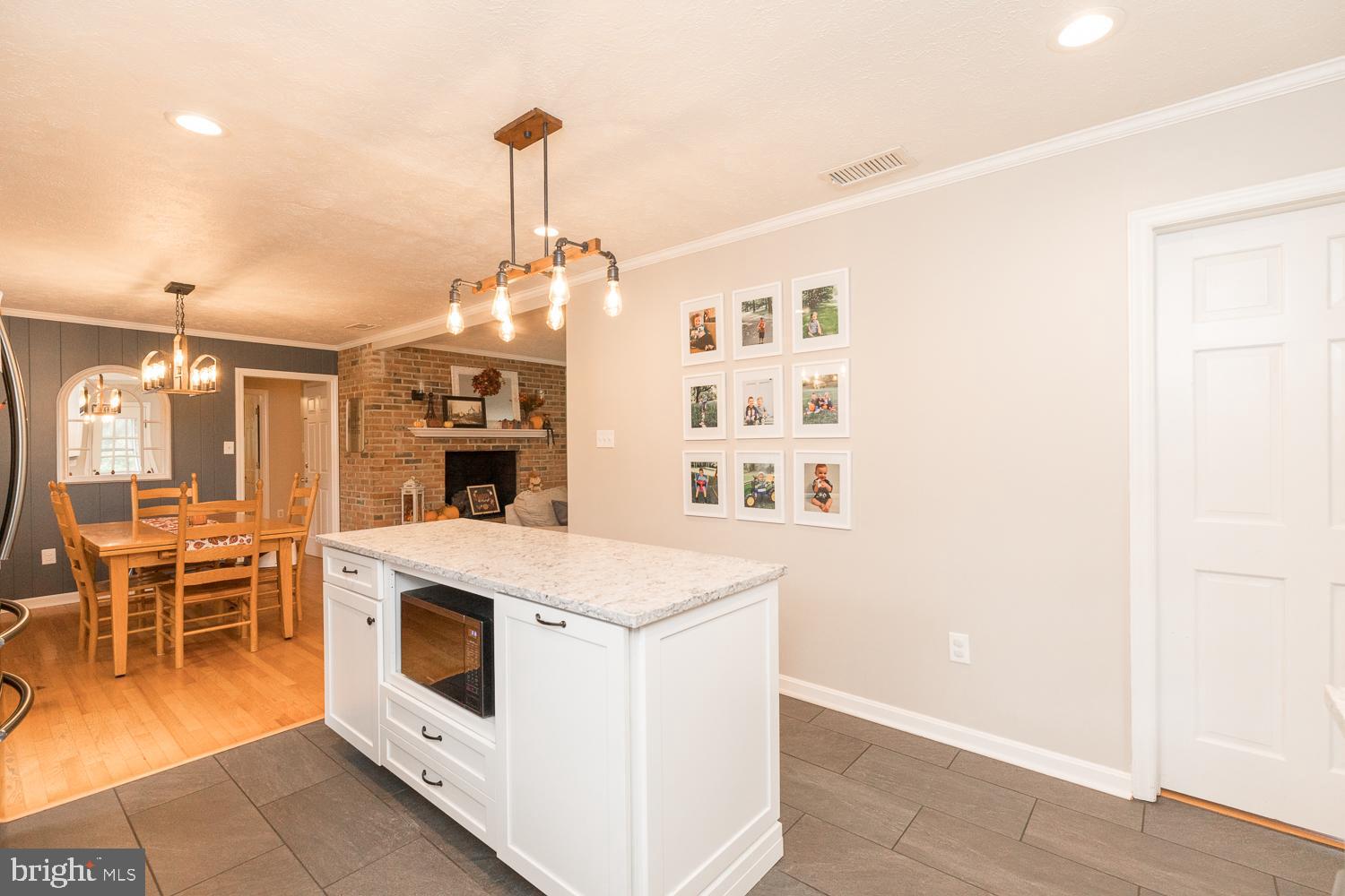 568 Apple Pie Ridge Road Winchester, VA 22603 - Photo 6 of 48 Gallery Image 6