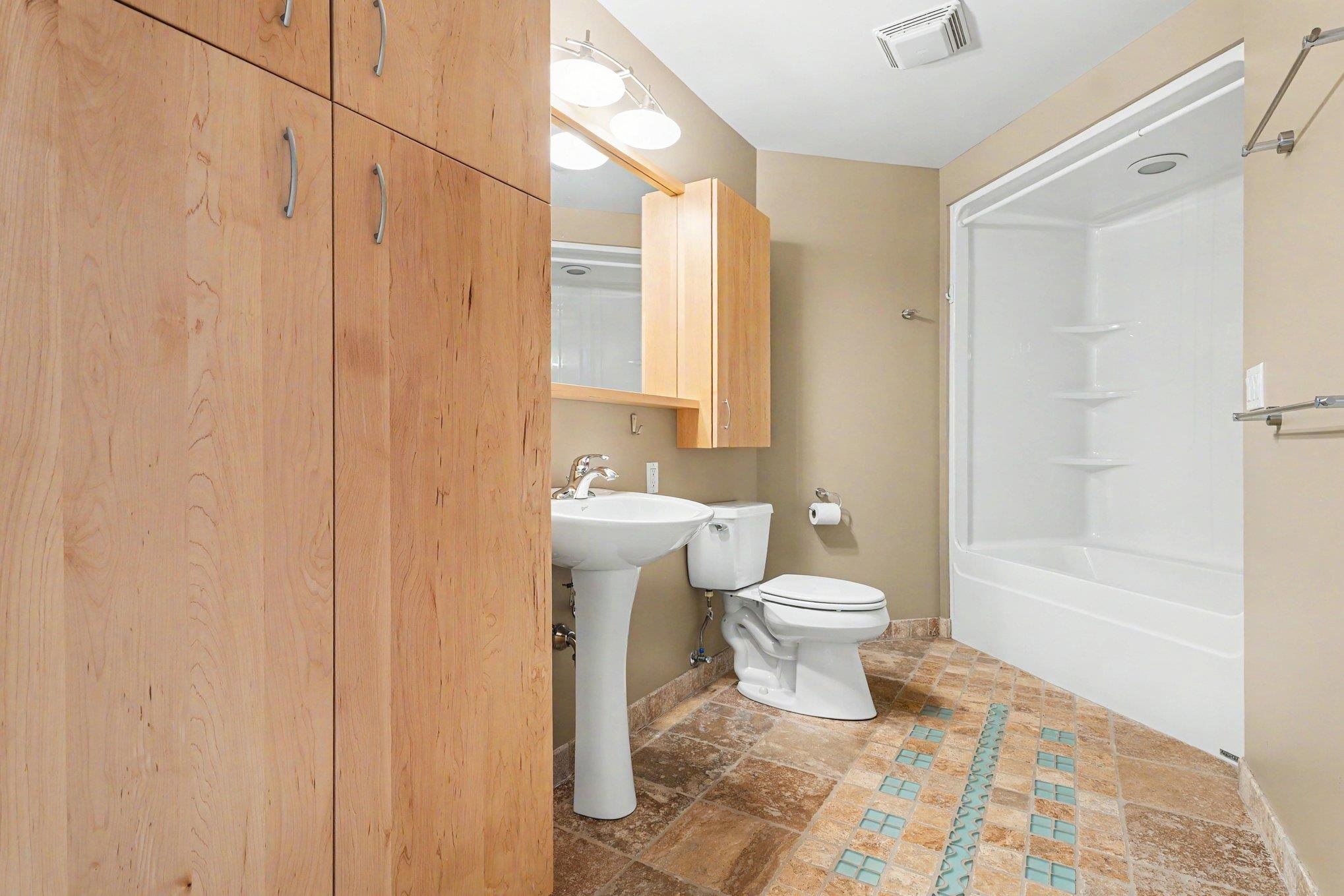 1111 North Water Street, Unit 111 Bay City, MI 48708 - Photo 12 of 40
