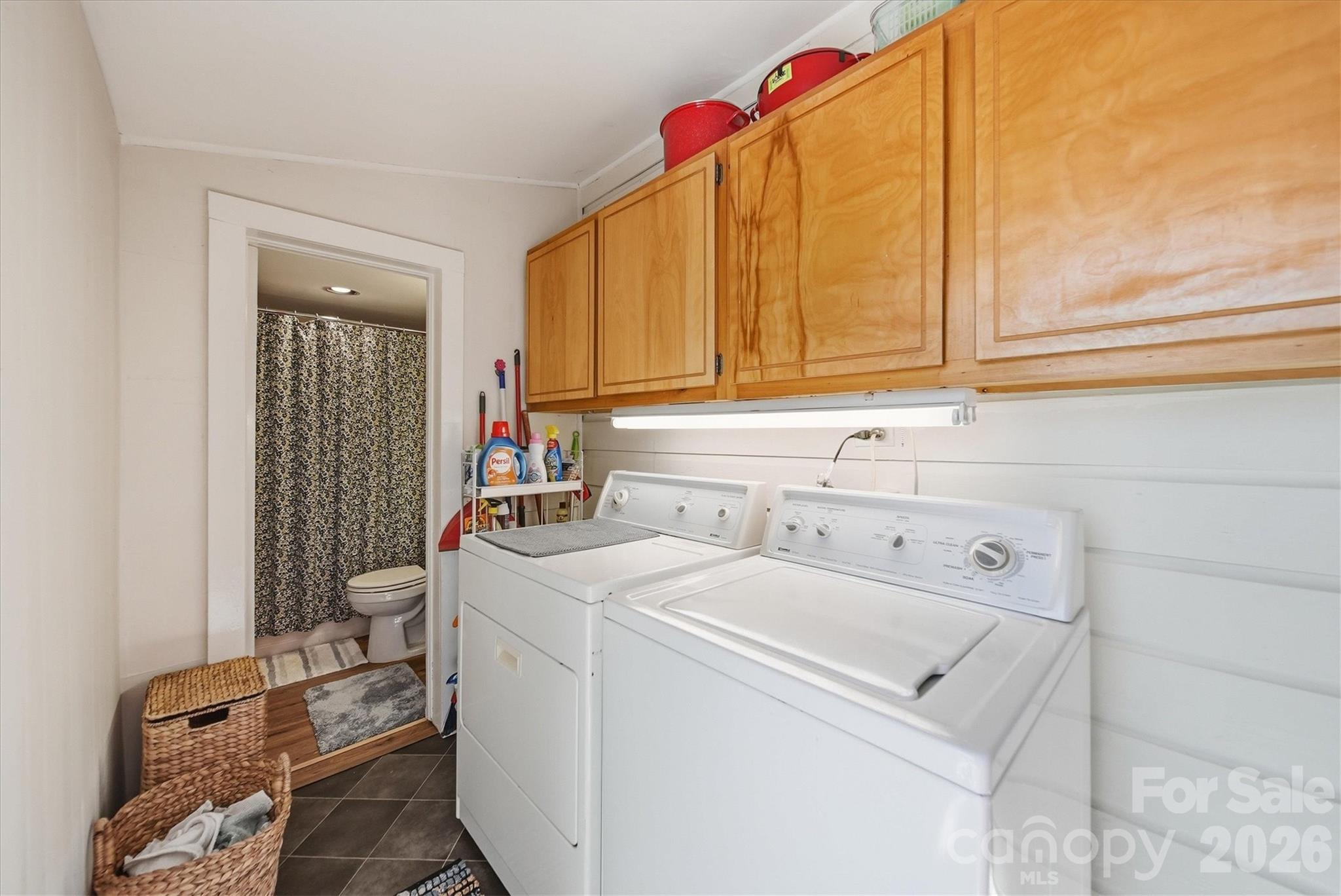 113 Leonhardt Road Morganton, NC 28655 - Photo 32 of 44 a utility room with dryer and washer