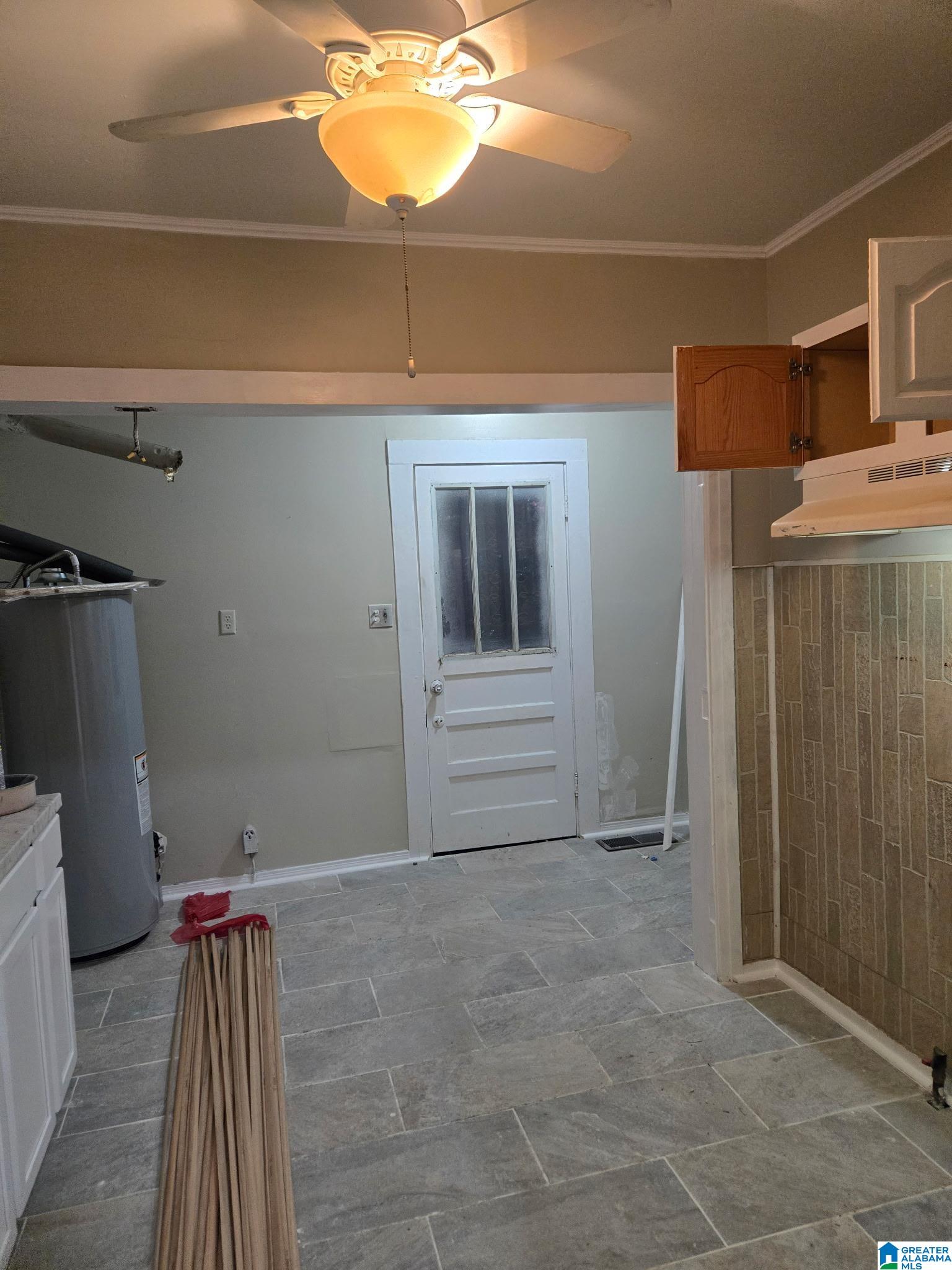 728 Center Place Southwest Birmingham, AL 35211 - Photo 10 of 14