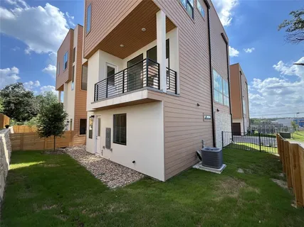 $599,900 | 6825 Wolfcreek Pass, Unit 3, Austin, TX 78749