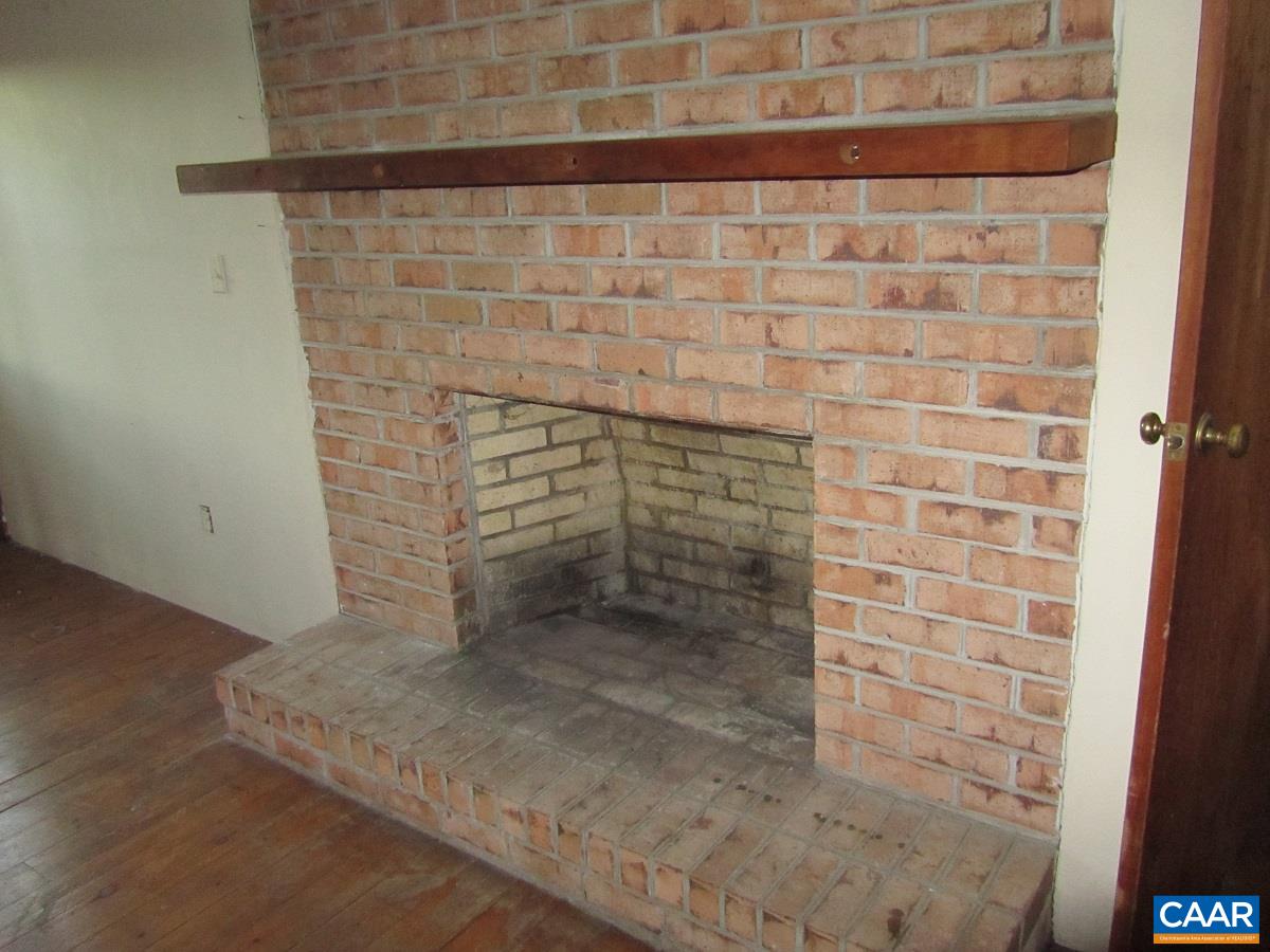 907 Carlton Road Wake, VA 23176 - Photo 6 of 18 Gallery Image 6