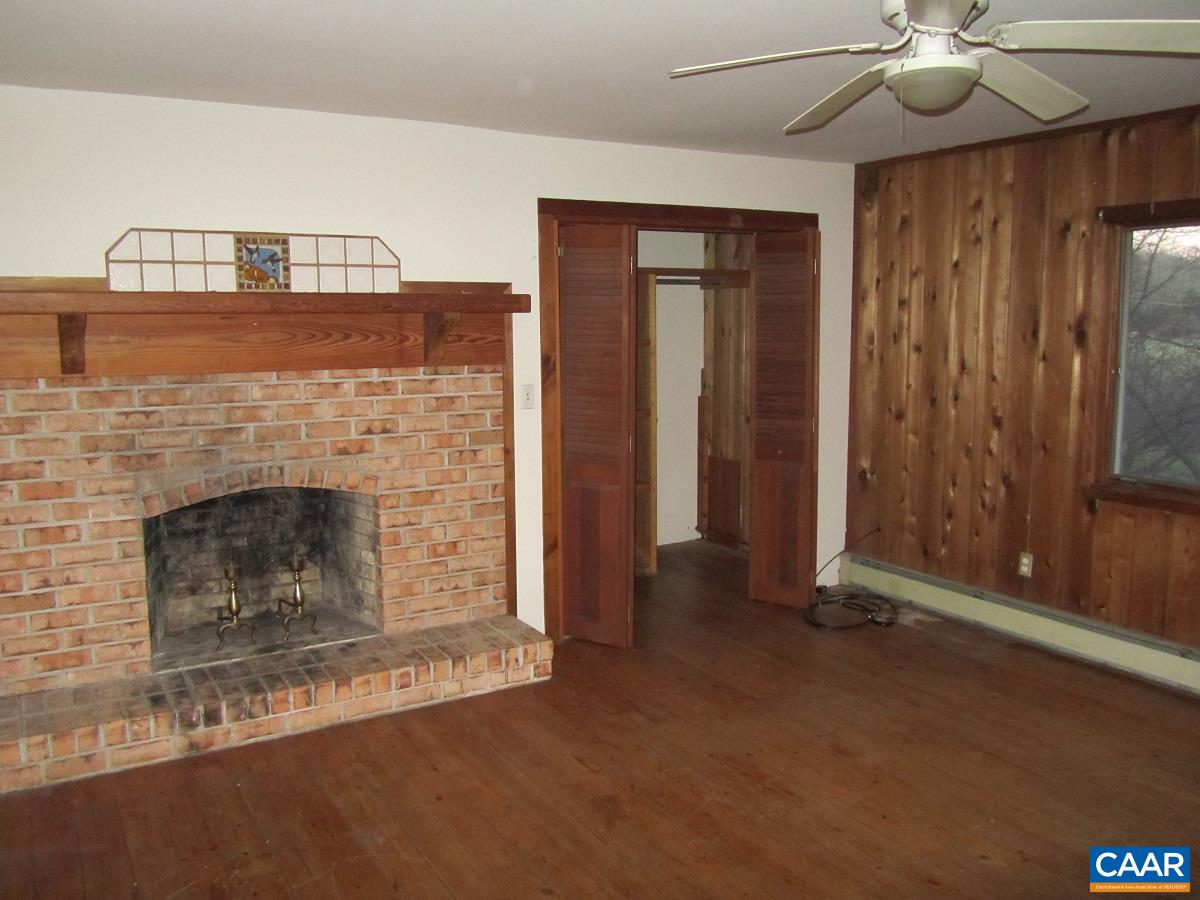 907 Carlton Road Wake, VA 23176 - Photo 7 of 18 Gallery Image 7