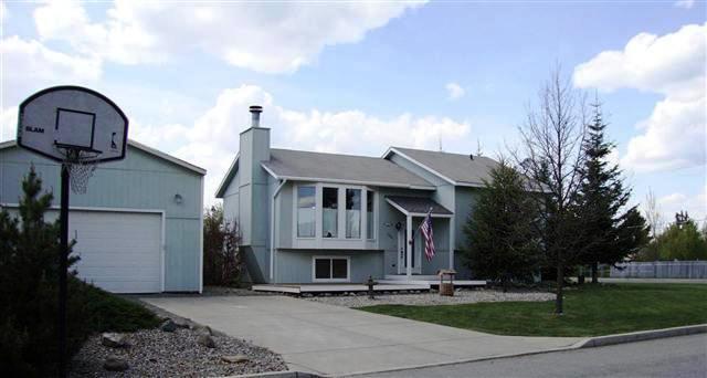 5515 North Vincent Road Newman Lake, WA 99025 - Photo 1 of 8 Gallery Image 1