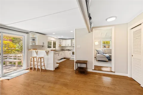 $8,000 | 7 Cowsill Lane, Unit 1, Newport, RI 02840