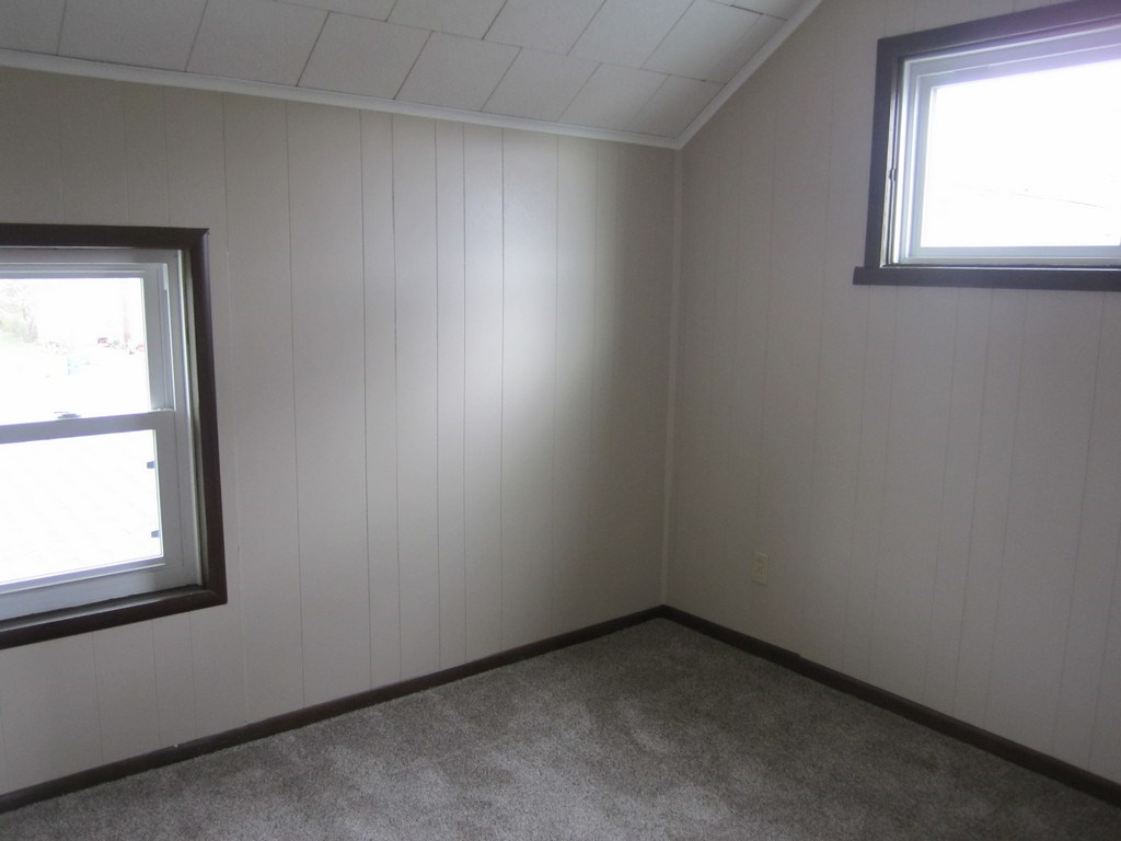 209 John Street Butler, IN 46721 - Photo 15 of 24
