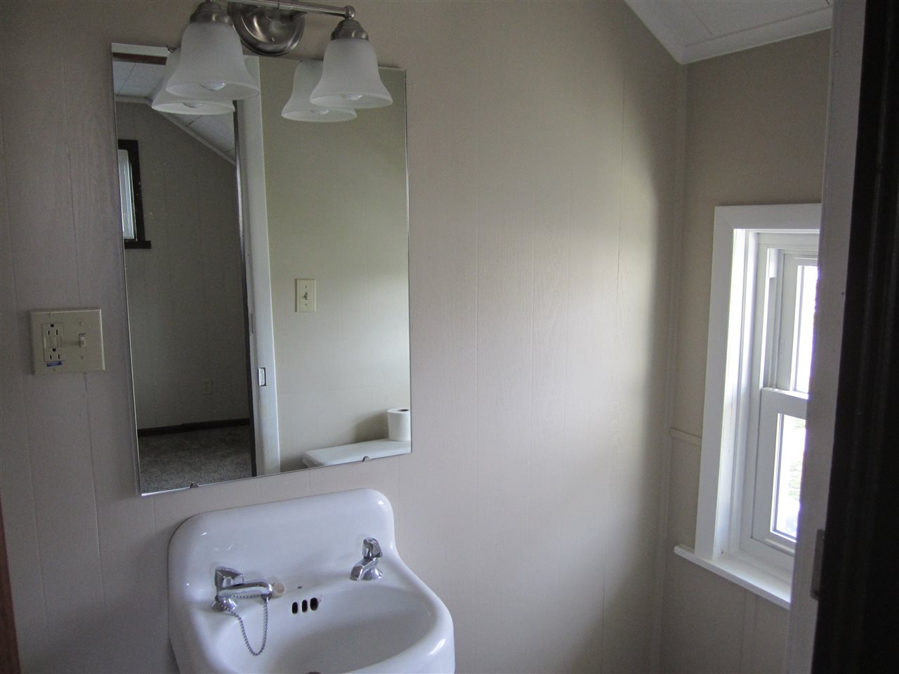 209 John Street Butler, IN 46721 - Photo 16 of 24