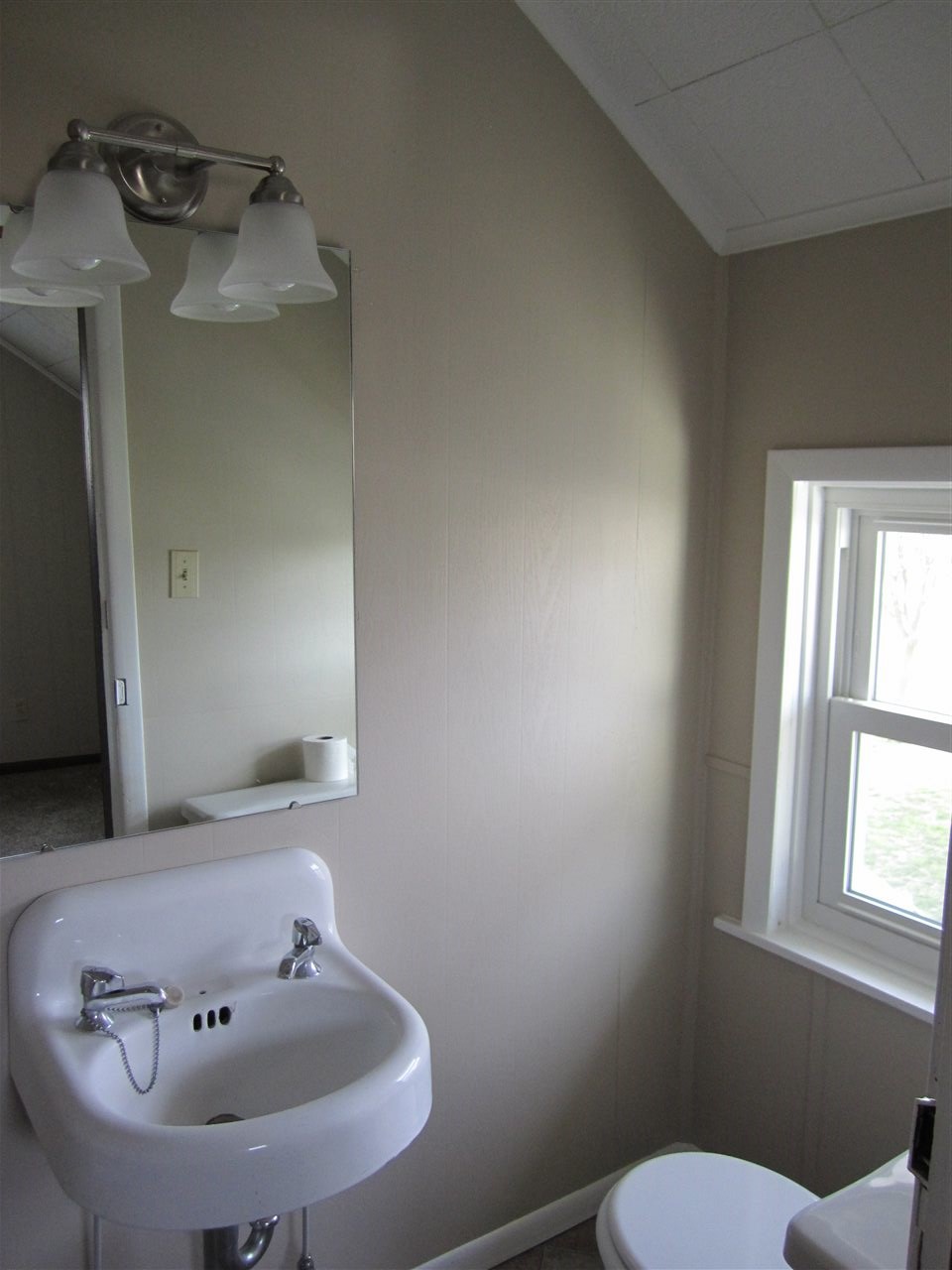 209 John Street Butler, IN 46721 - Photo 17 of 24